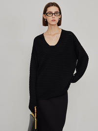 Relaxed Silhouette Pullover Sweater_BDHL6465