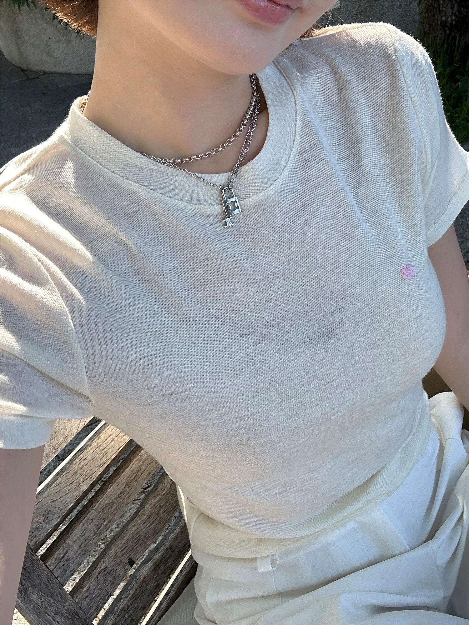 Heart Embroidery Slim Fit T-Shirt_BDHL7621