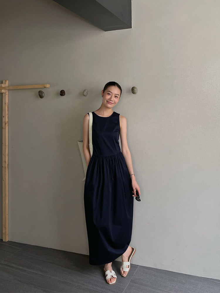 Sleeveless V-Back Gathered Maxi Dress_BDHL8293