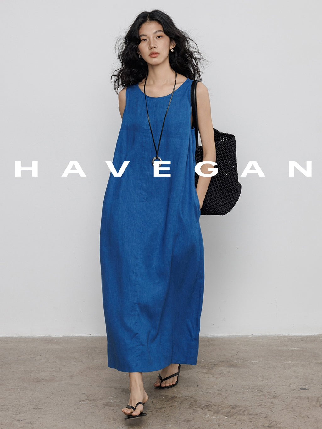 Round Neck Sleeveless Dress_BDHL7585