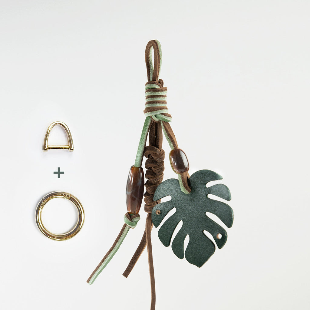 Monstera Leaf Leather Bag Charm_BDHL8429