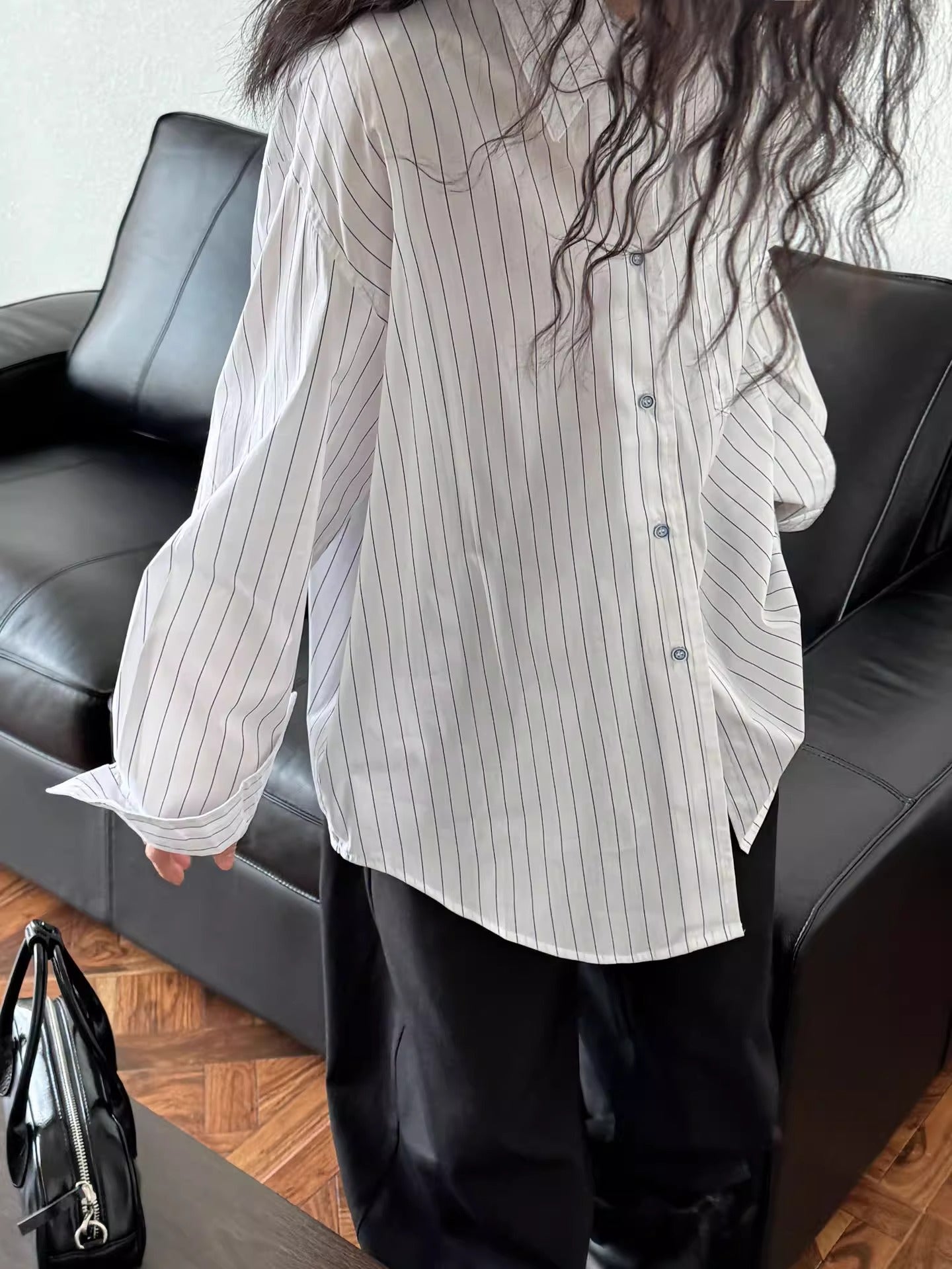 Fresh Vertical Striped Shirt_BDHL7372