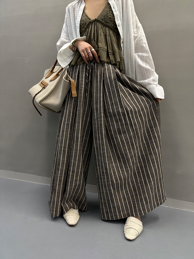 Loose-Fitting Striped Pants_BDHL7252