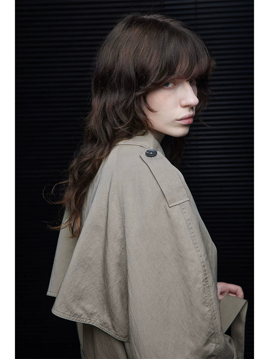 Draped Sleeve Short Trench Coat_BDHL7641