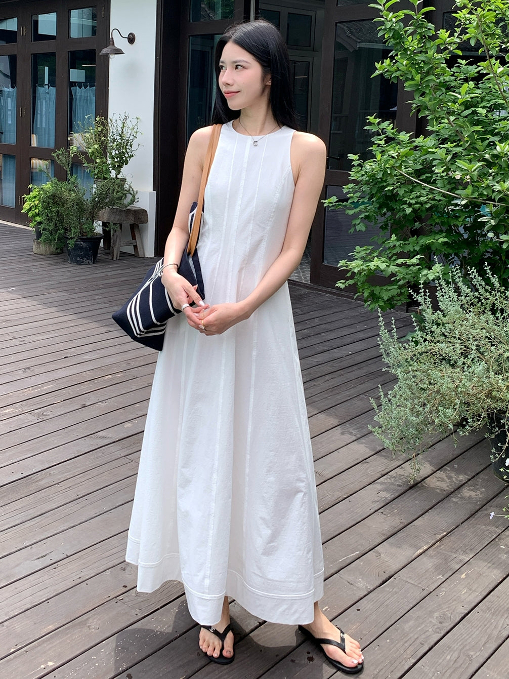 Tucks Long White Dress_BDHL7551