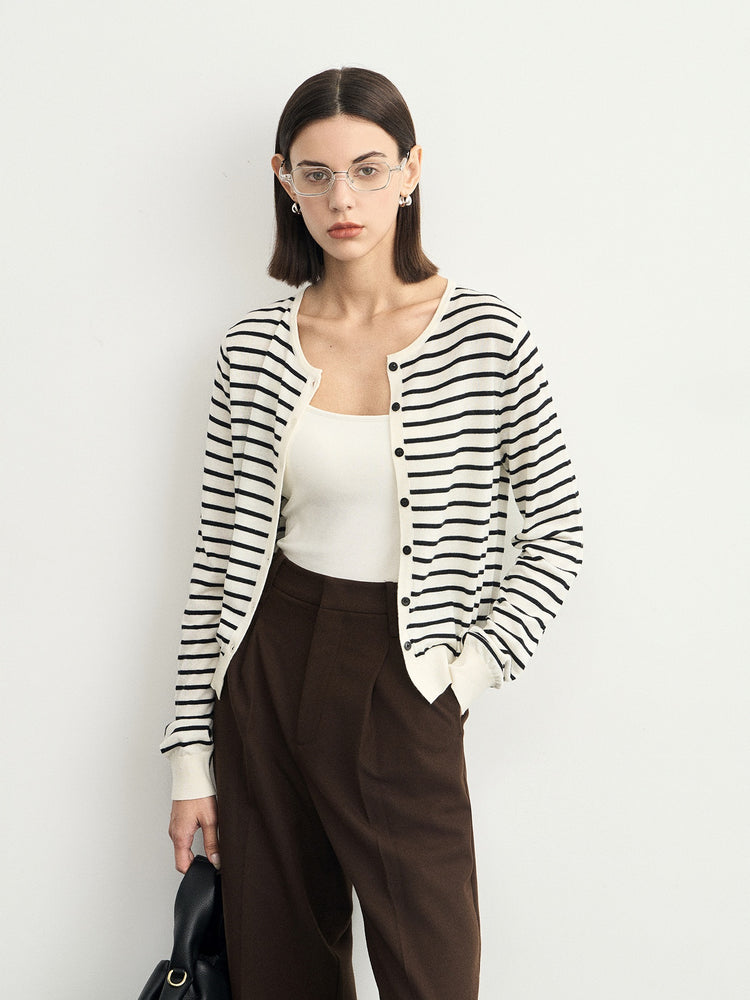 Stripe Round-Neck Cardigan_BDHL6621