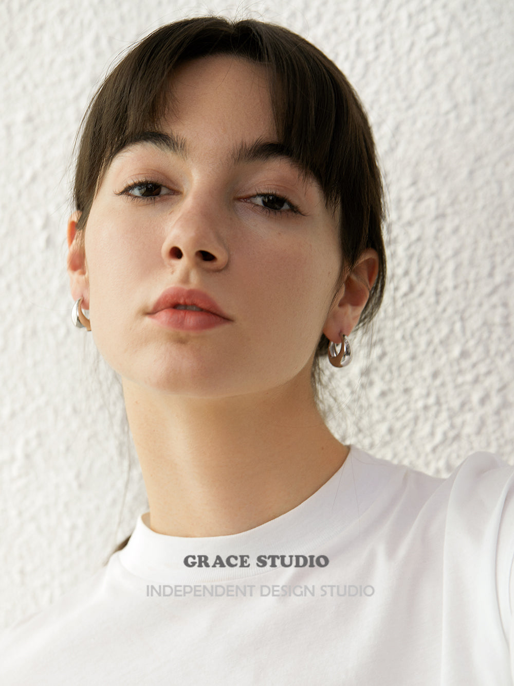 Glossy Dome-Shaped Hoop Pierced Earrings_BDHL7675