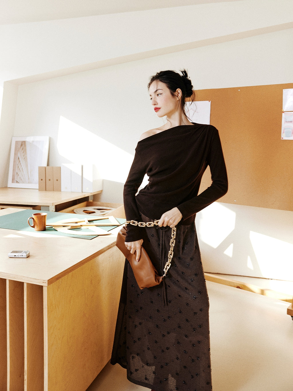 Asymmetrical One-Shoulder Knit Tops_BDHL7997