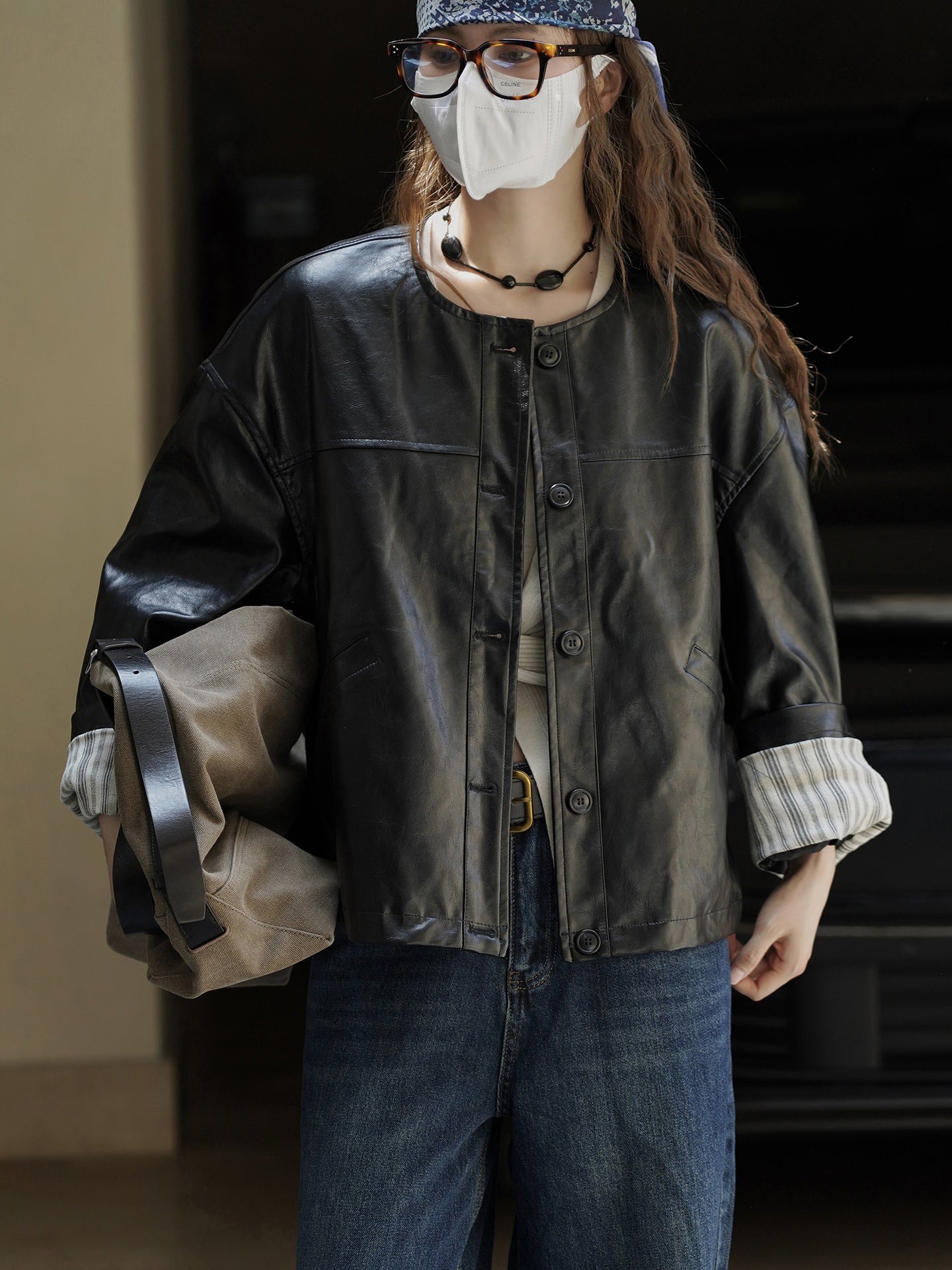 Collarless Leather Jacket_BDHL7771