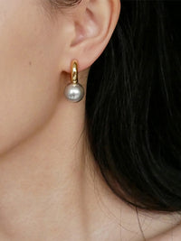 Large Pearl Ear Clips_BDHL7467