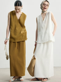 V-Neck Vest Or High-Waisted Skirt_BDHL7492