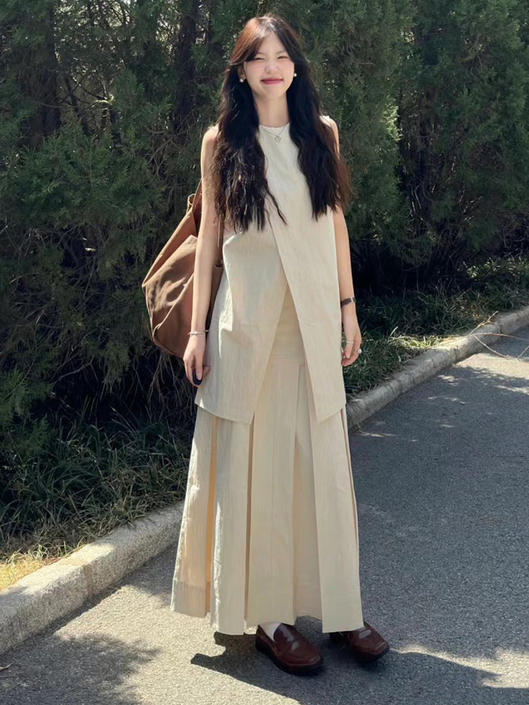 Sleeveless Tops And Pleated Skirt Set_BDHL7567