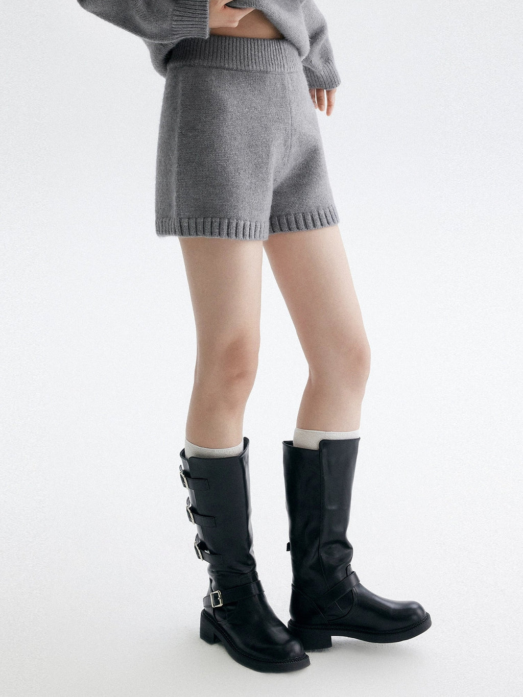 V領針織上衣或針織短褲_BDHL7944