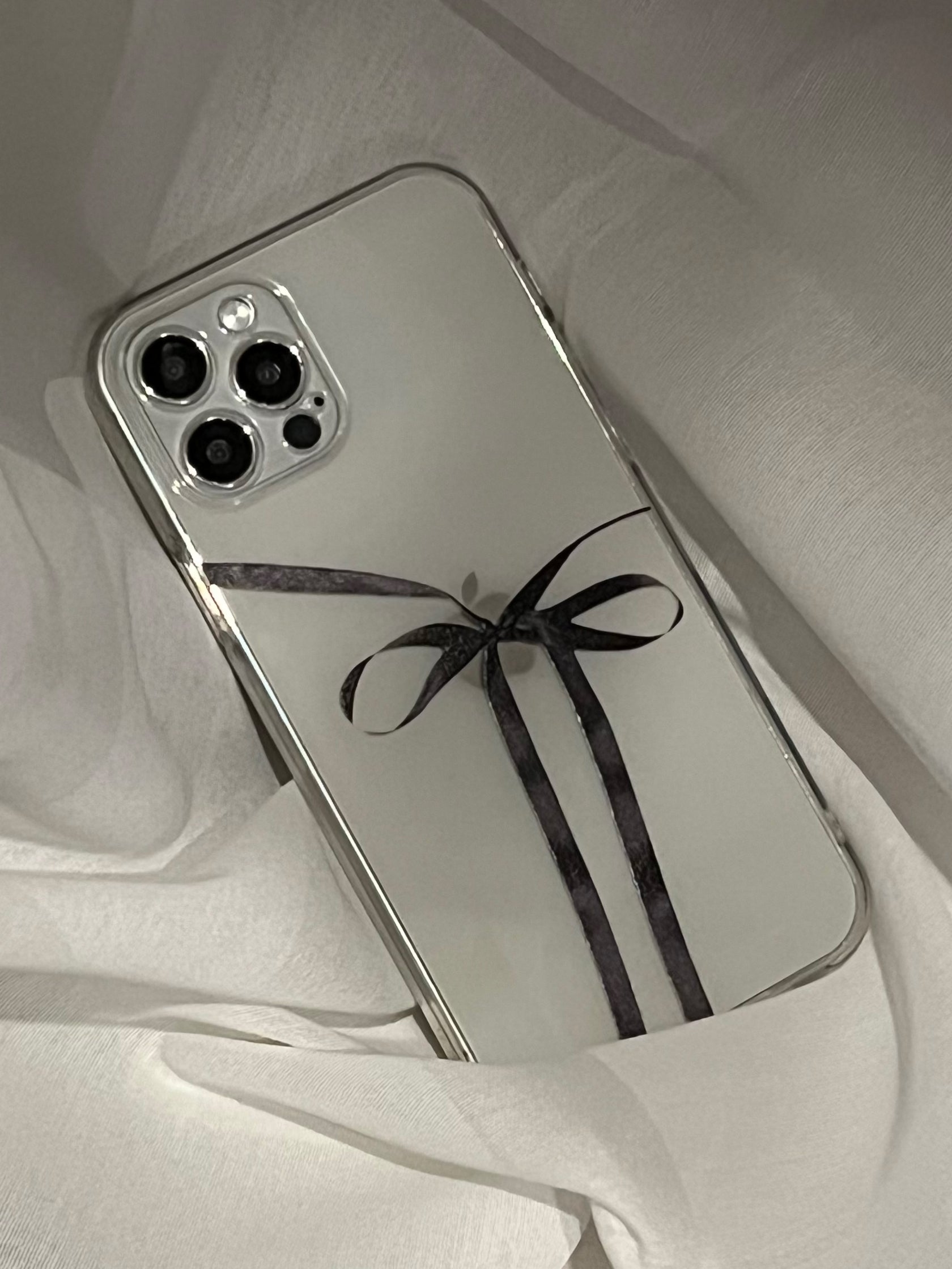 iPhone 手機殼黑色絲帶設計_BDHL7830