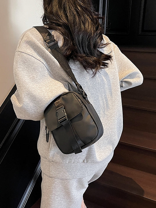 Vertical Small Square Bag_BDHL7435
