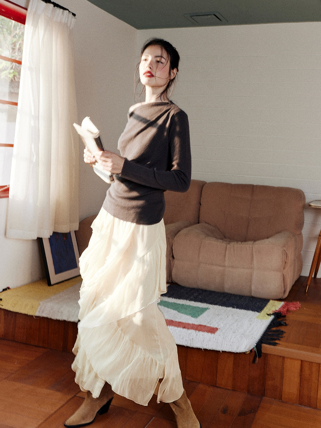 Asymmetrical Tulle Skirt_BDHL7999