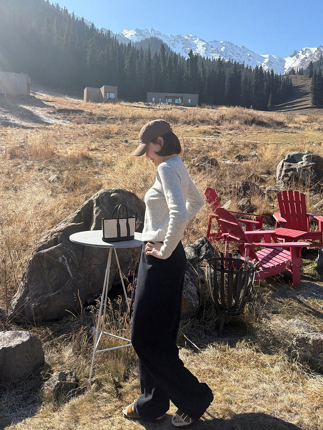 Relaxed-Fit Knit Tops_BDHL7922