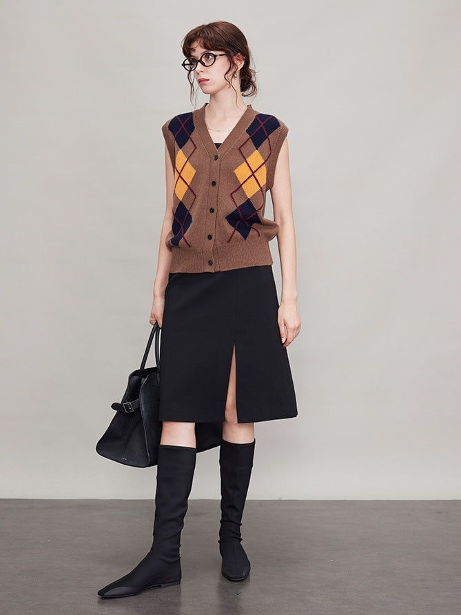 Straight Front Slit A-Line Skirt_BDHL6680