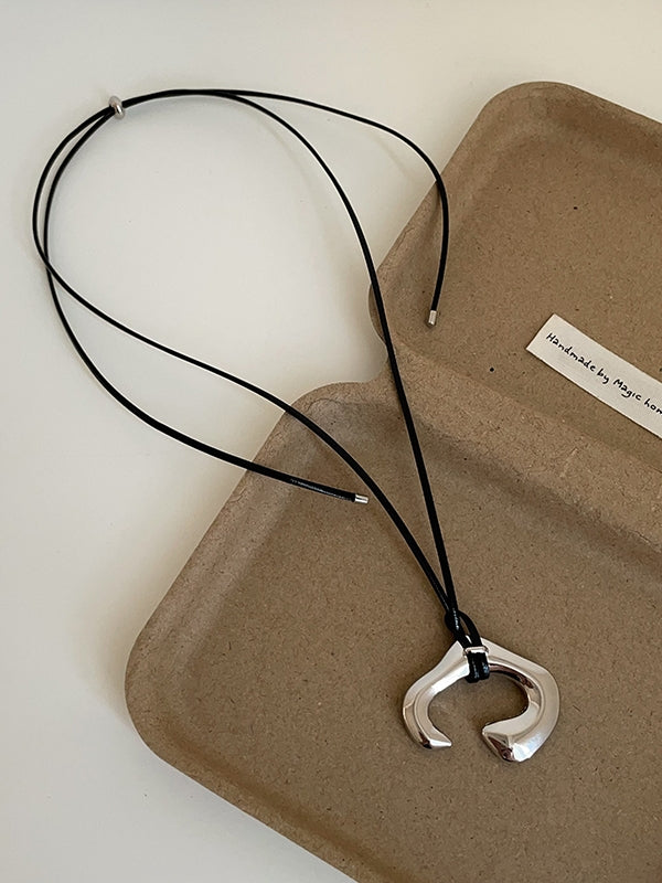Black Rope Motif Necklace_BDHL7440