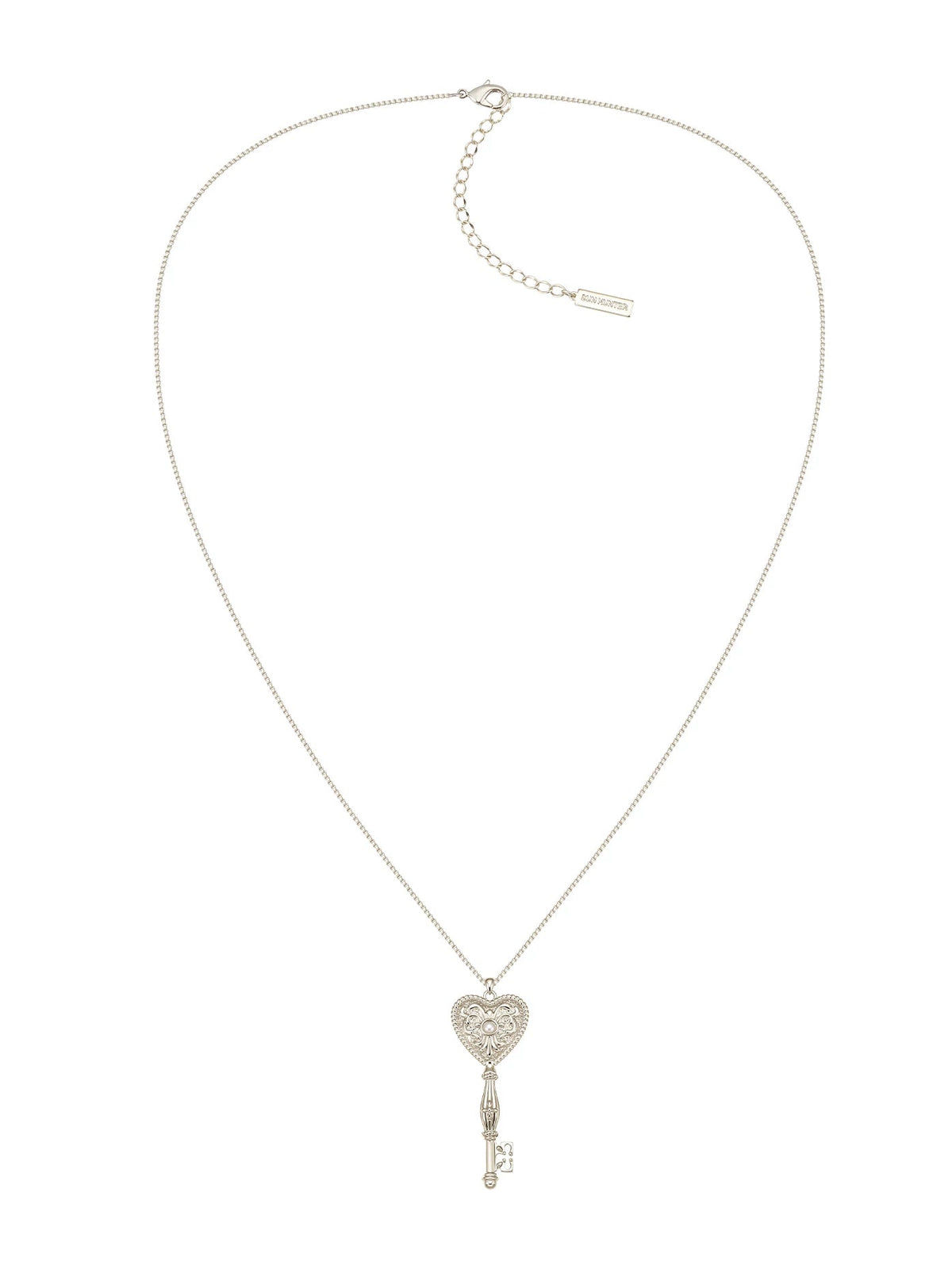 Heart Key Pendant Necklace_BDHL8473