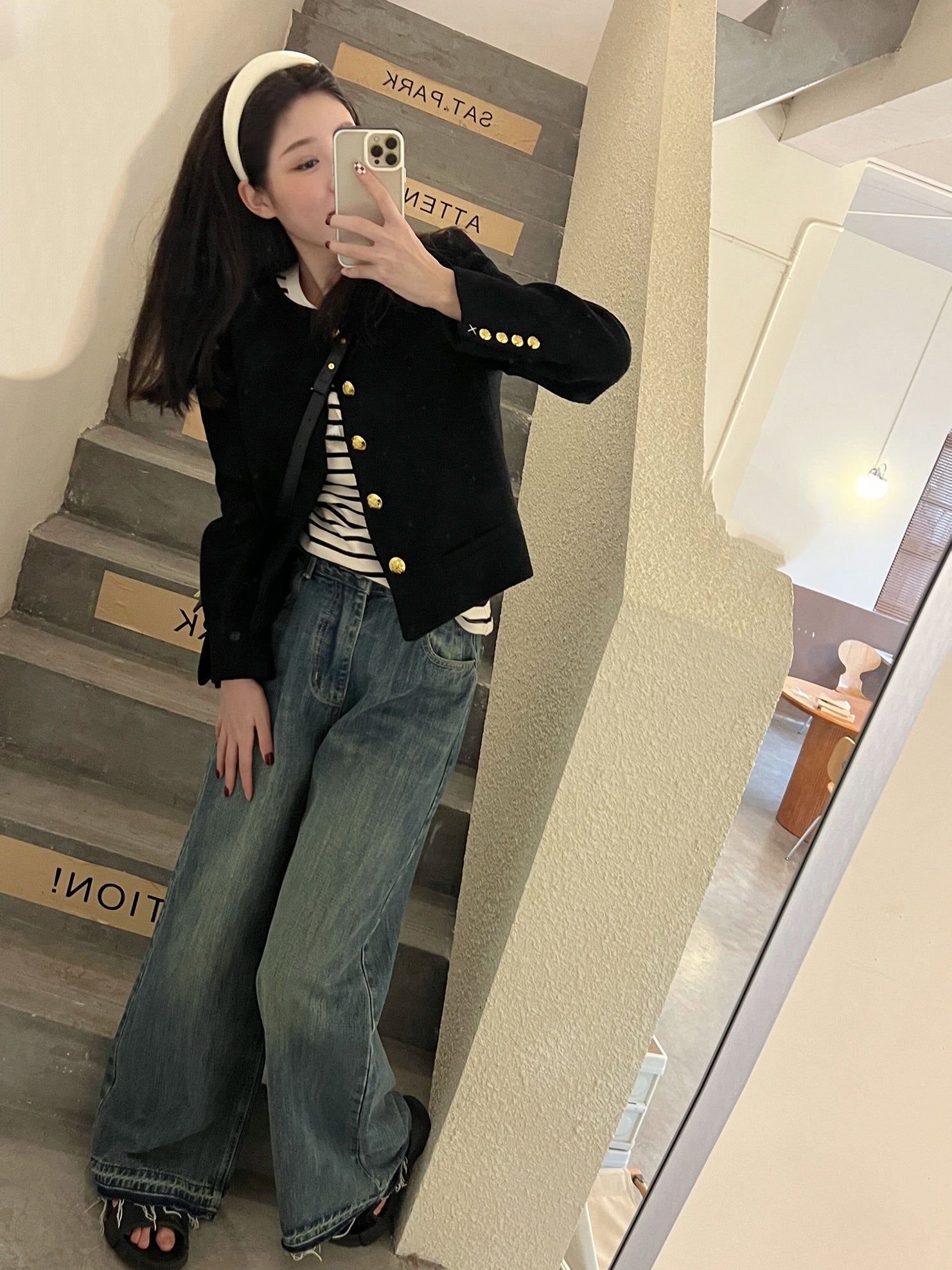 Classic Gold Button Jacket_BDHL7139