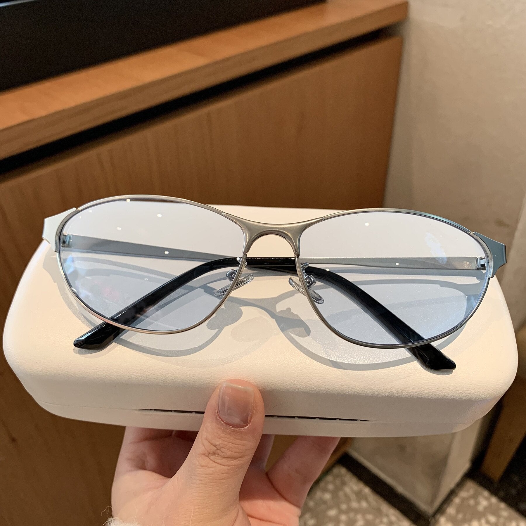 Y2K Oval Metal Sunglasses_BDHL8375