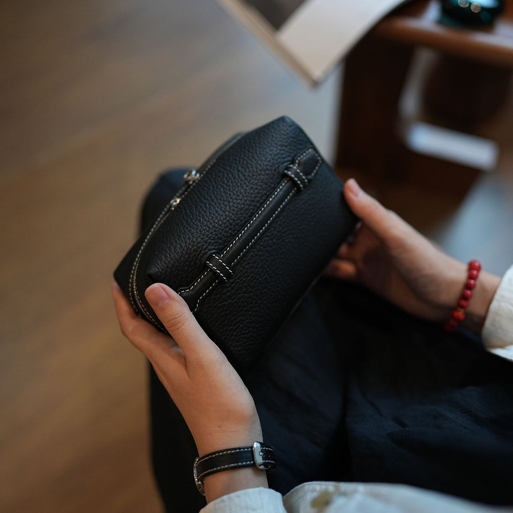 [Low in stock] Natural Leather Zip Pouch_BDHL8187