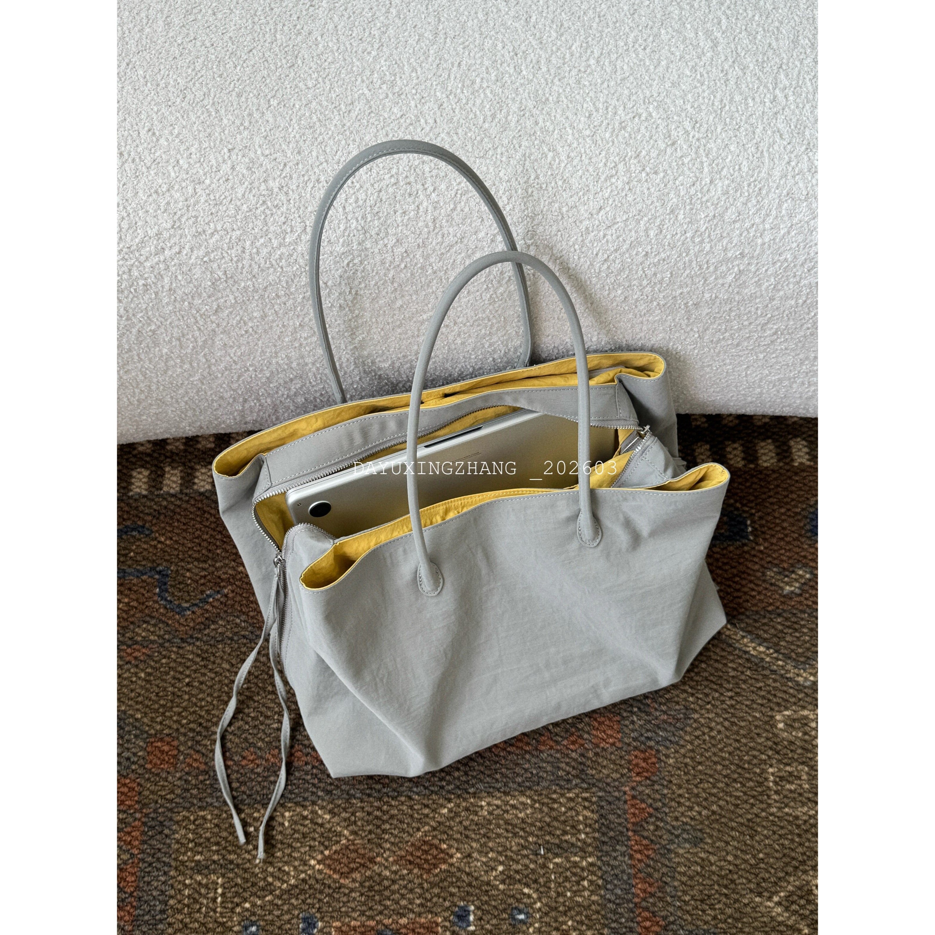 Quick-Dry Nylon Tote Bag_BDHL8381