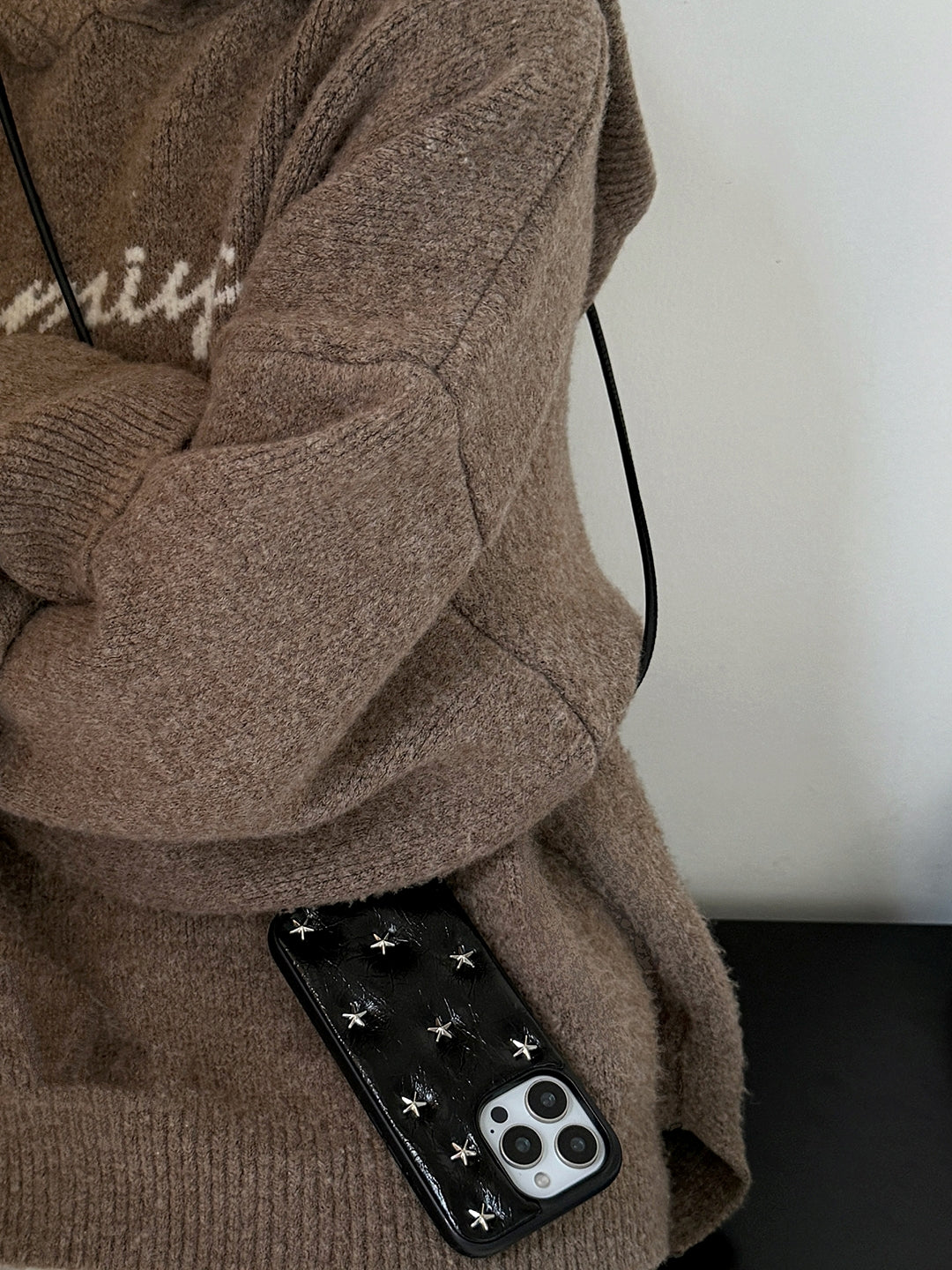 Waxed Black Leather For Iphone Case_BDHL8022