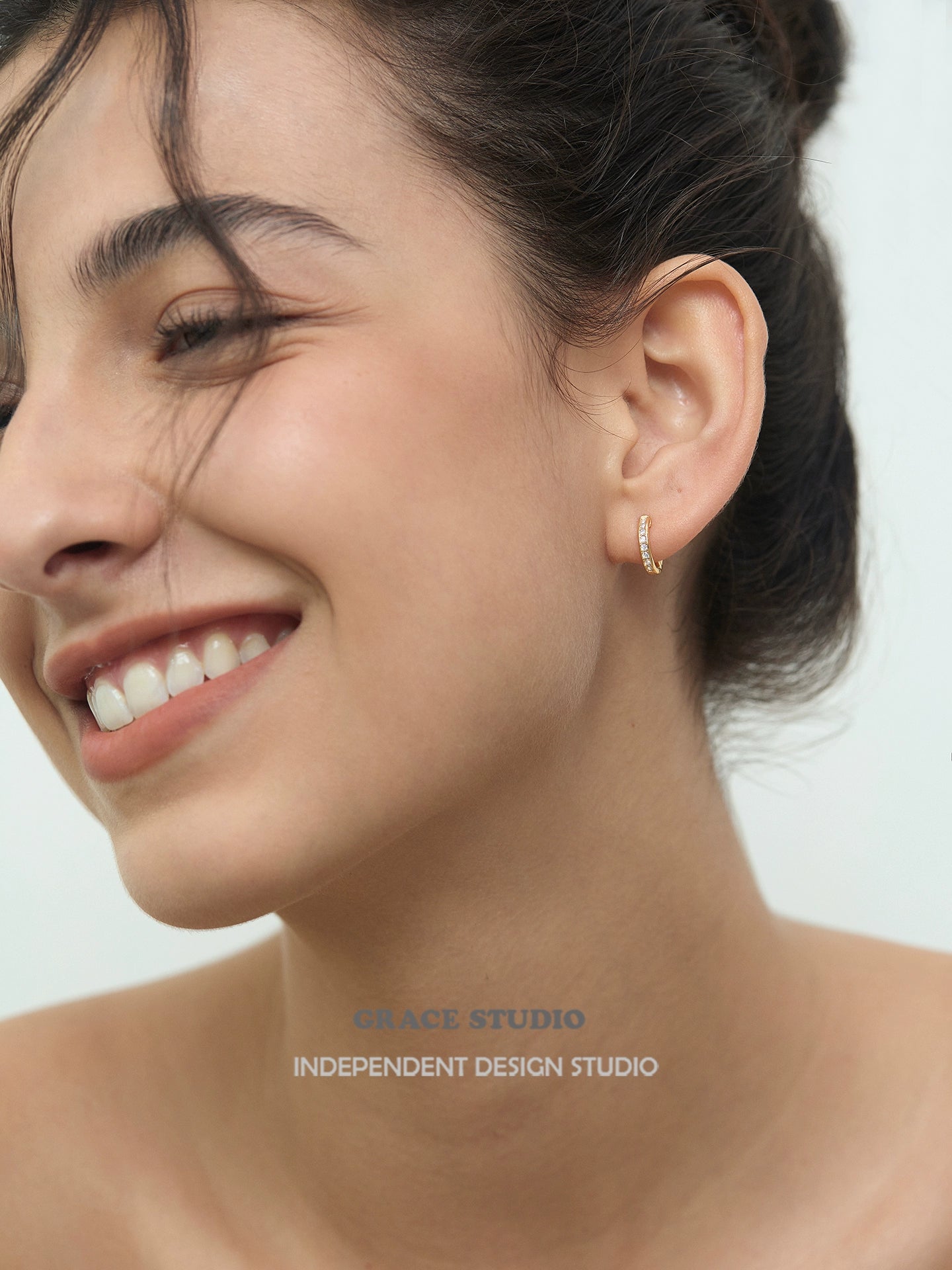 Overture Mini Zircon Pierced Earrings_BDHL7683