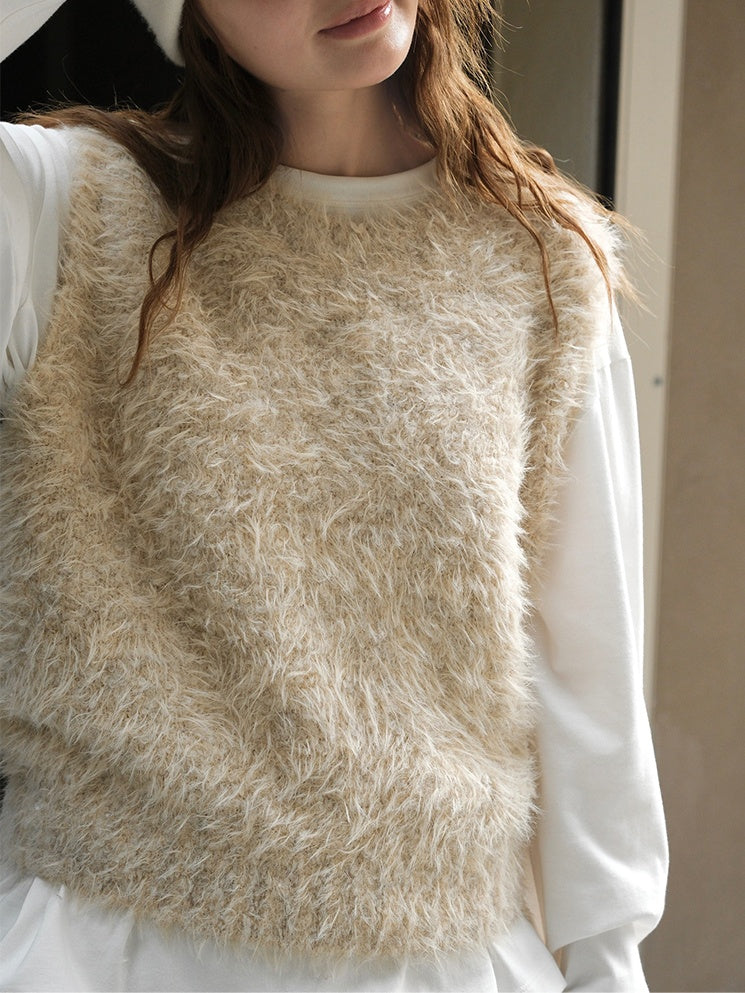 Fluffy Shaggy Round Neck Teddy Vest_BDHL6524