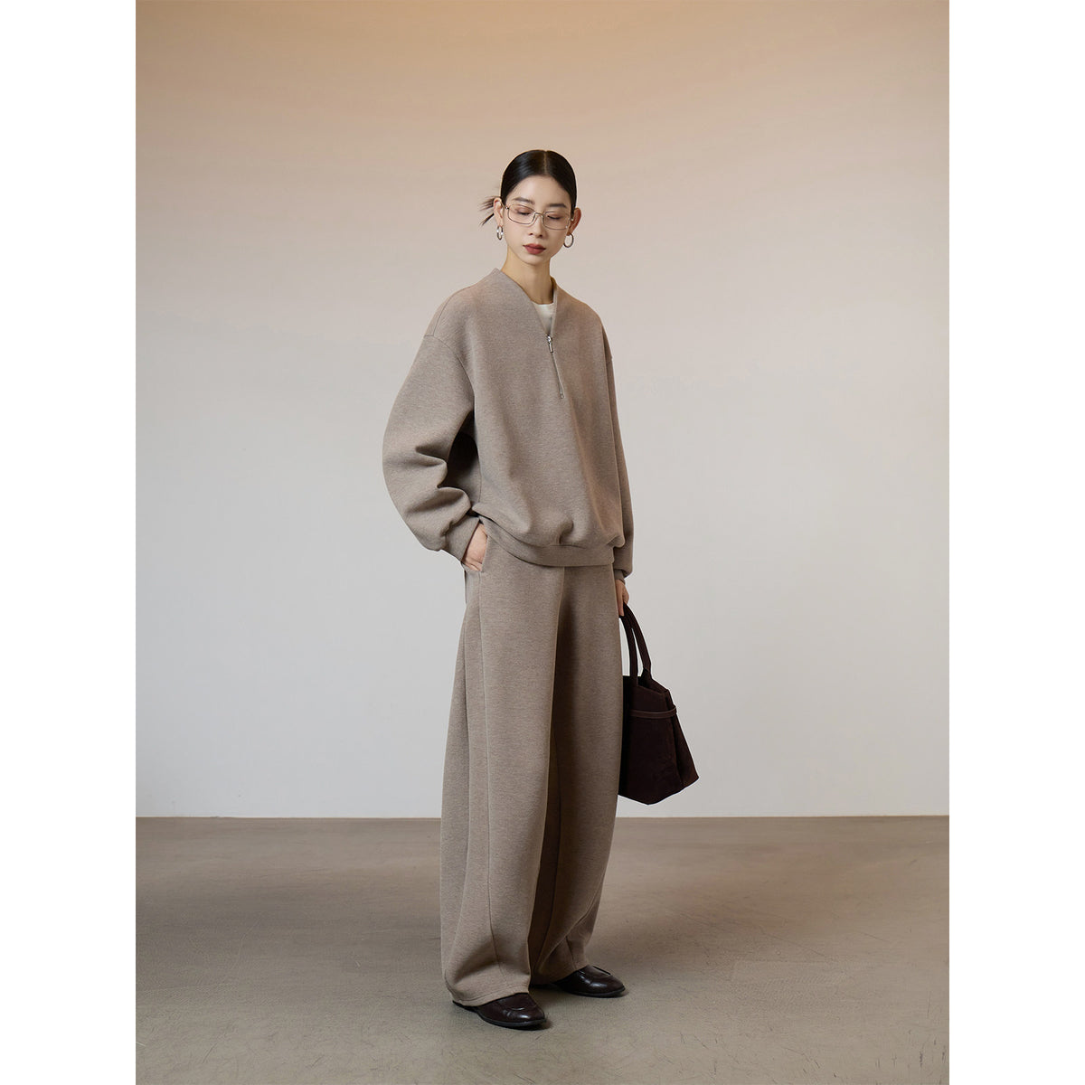 Half Zip Sweatshirt & Wide Pants_BDHL8509