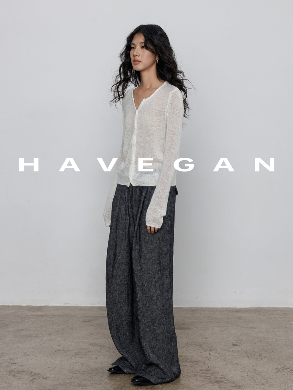 V-Neck Sheer Knit Cardigan_BDHL7783