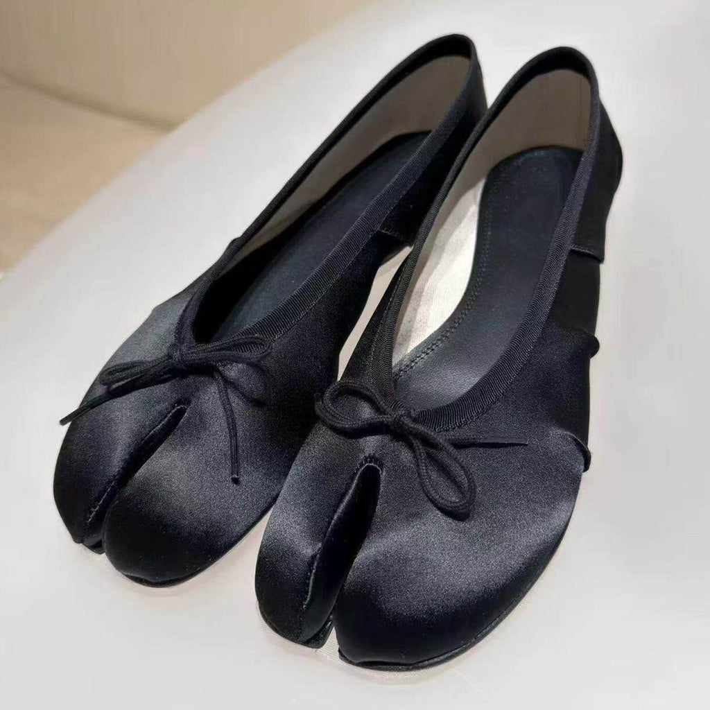 Satin Bow Split-Toe Ballet Shoes_BDHL8368