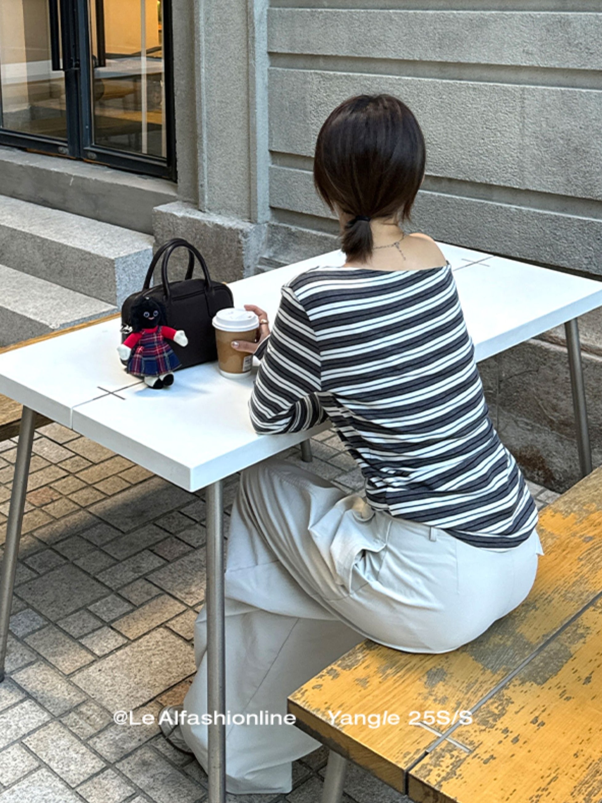 Wide Straight-Leg Pants_BDHL7925