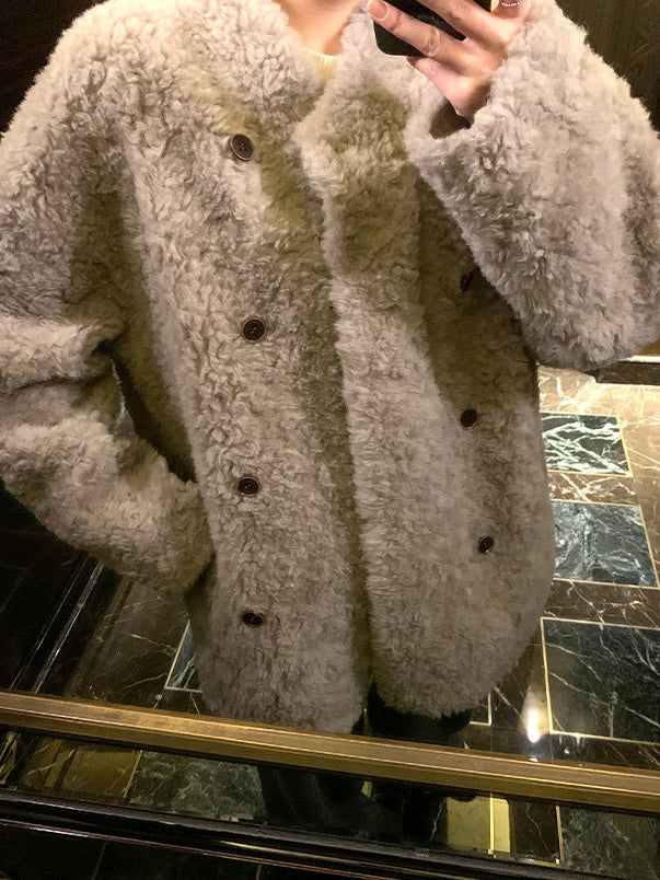 Double-Breasted Fur Coat_BDHL8047