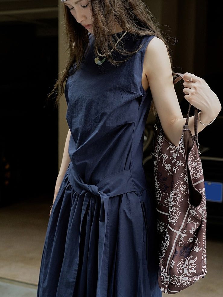 Pleated Strap Sleeveless Dress_BDHL7532