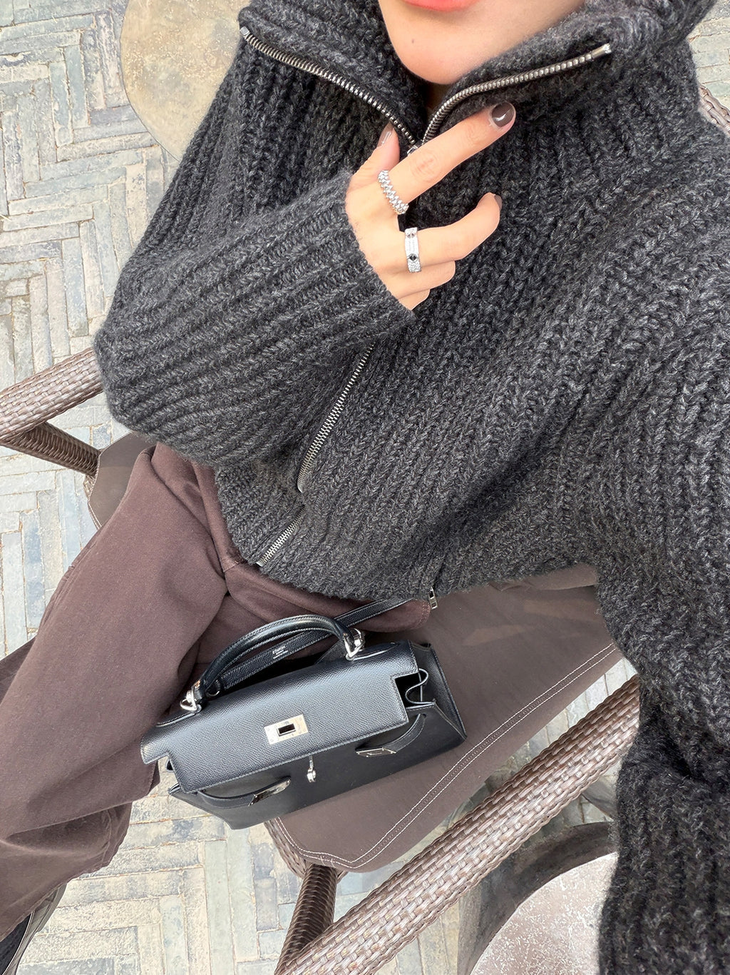 Thick Knitted Zip-Up Cardigan_BDHL8122