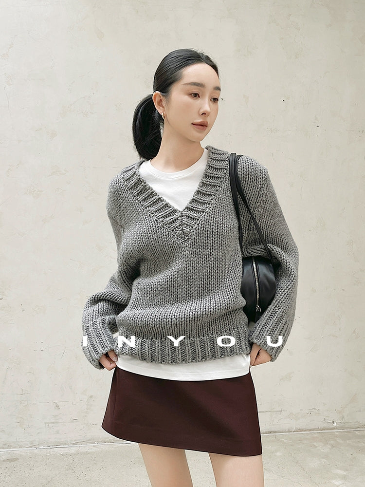 厚款V領針織上衣_BDHL7906