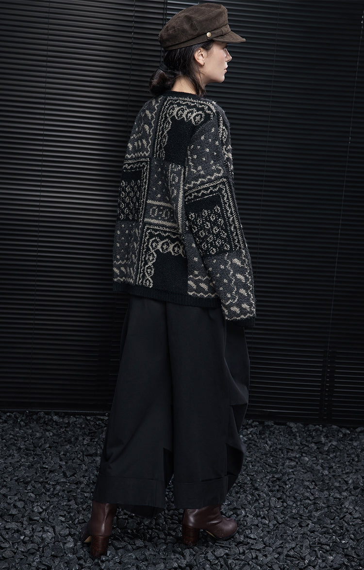 Round-Neck Knitted Cardigan_BDHL7864