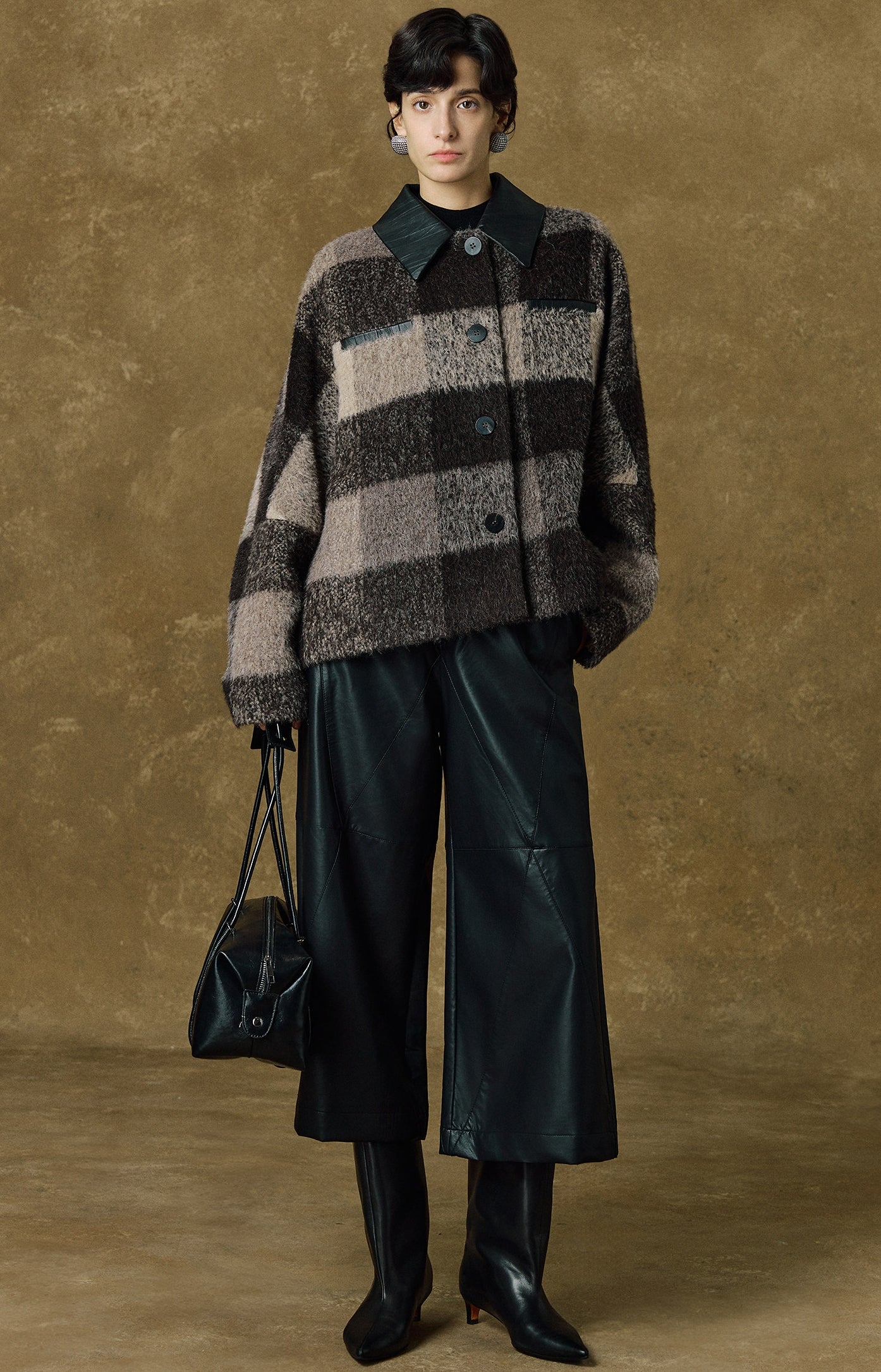 Leather Wide-Leg Cropped Pants_BDHL8160