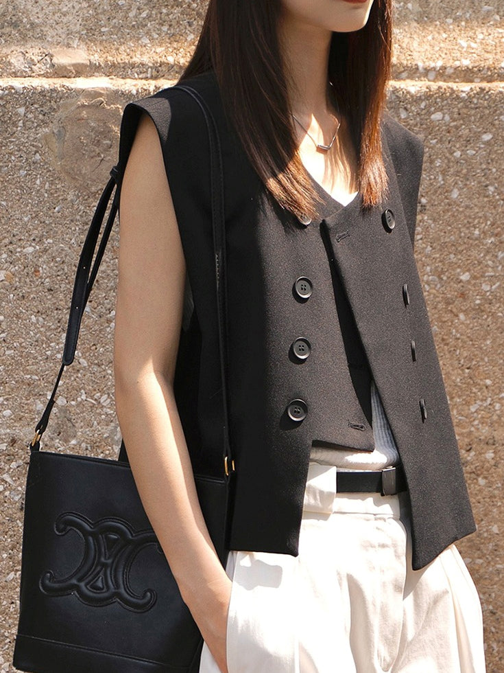 Black Double-Breasted Gilet_BDHL7151