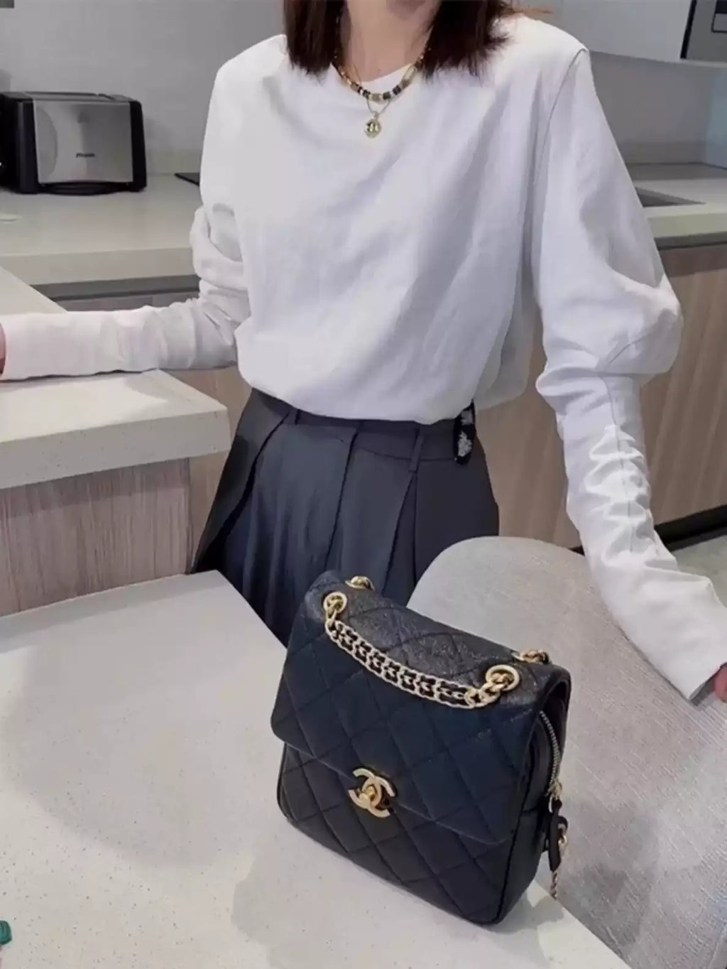 Puff Sleeve Long Sleeve Tops_BDHL8008