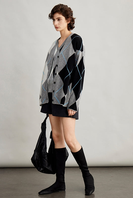 Diamond-Pattern Knitted Vest Or Cardigan_BDHL7995