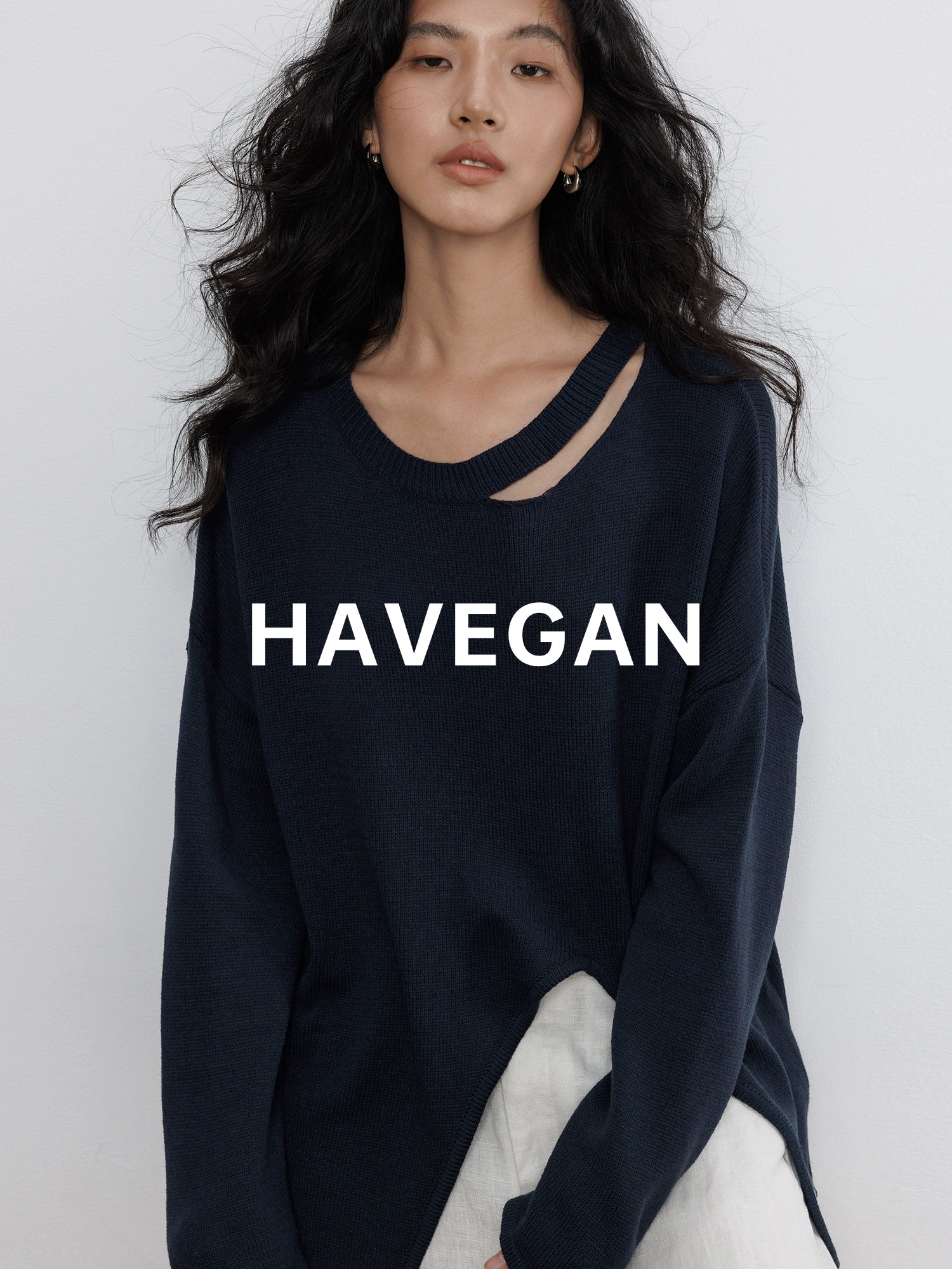 Round-Neck Slit Knit Tops_BDHL7707 