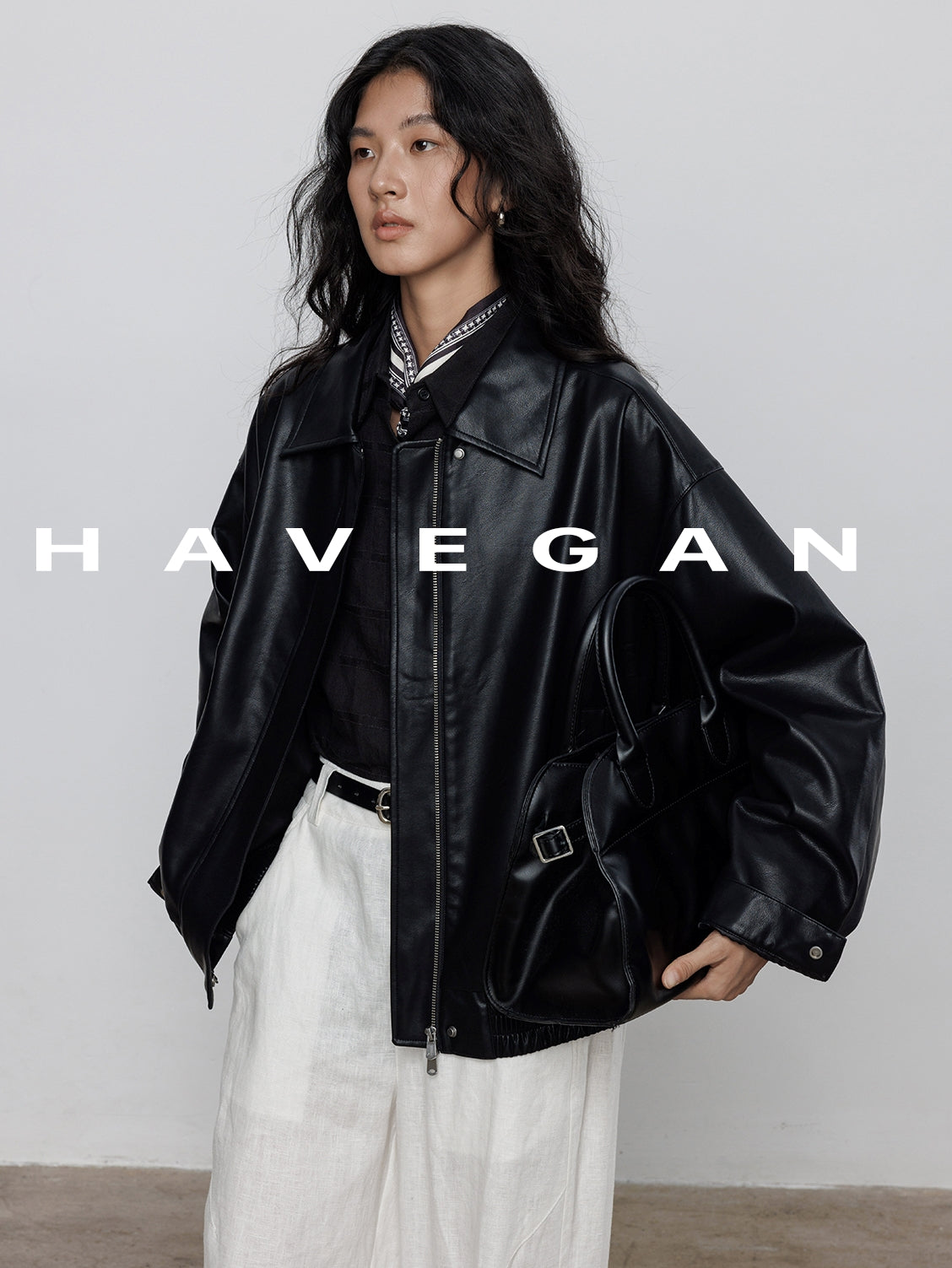 Long-Sleeved Leather Jacket_BDHL7709