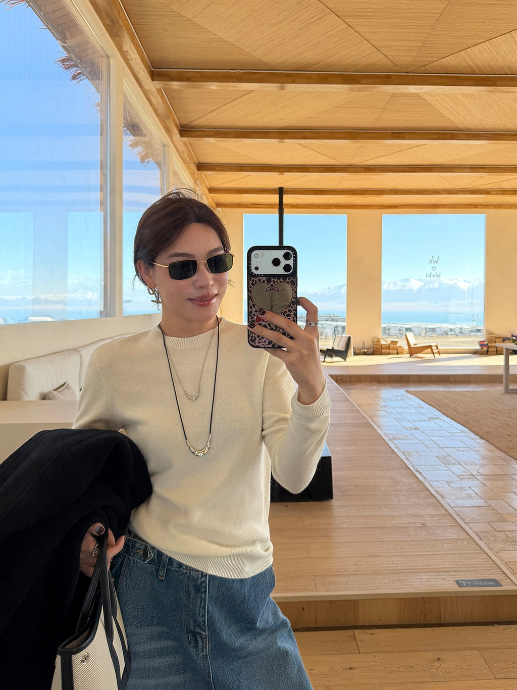 Relaxed-Fit Knit Tops_BDHL7922