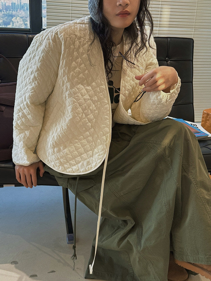 V-Neck Diamond-Stitch Jacket_BDHL8133