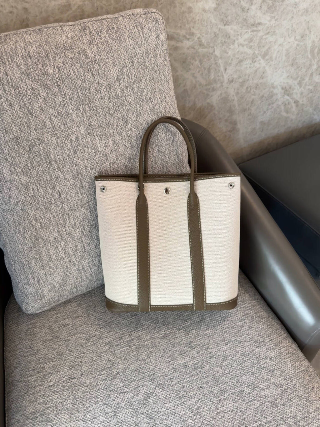 Striped Canvas Tote Bag_BDHL8385