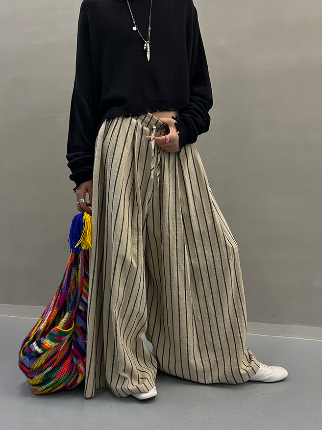 Loose-Fitting Striped Pants_BDHL7252